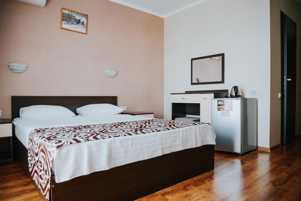 Sayanogorsk Hotel Bagian luar foto